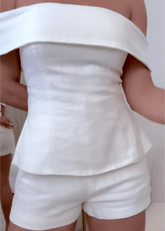 Algodão branco e traje de duas peças