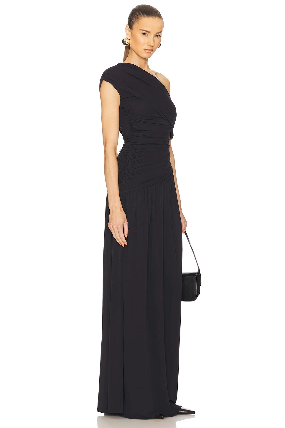 Reunindo vestido maxi sólido de um ombro