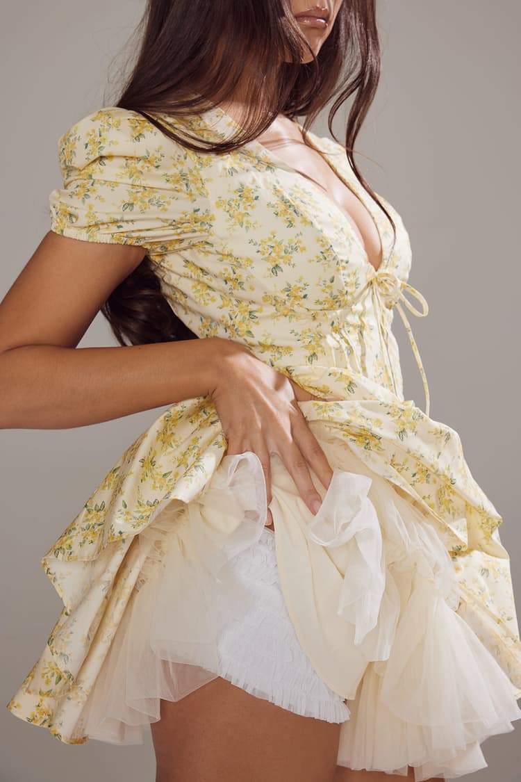 Vestido curto Emily Floral com decote em V e corpete