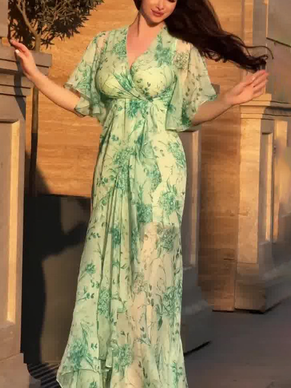 Vestido de manga de trompete de decote em V retro