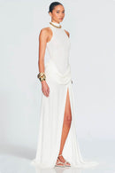 Vestido longo com fenda e ajuste em blocos de cores