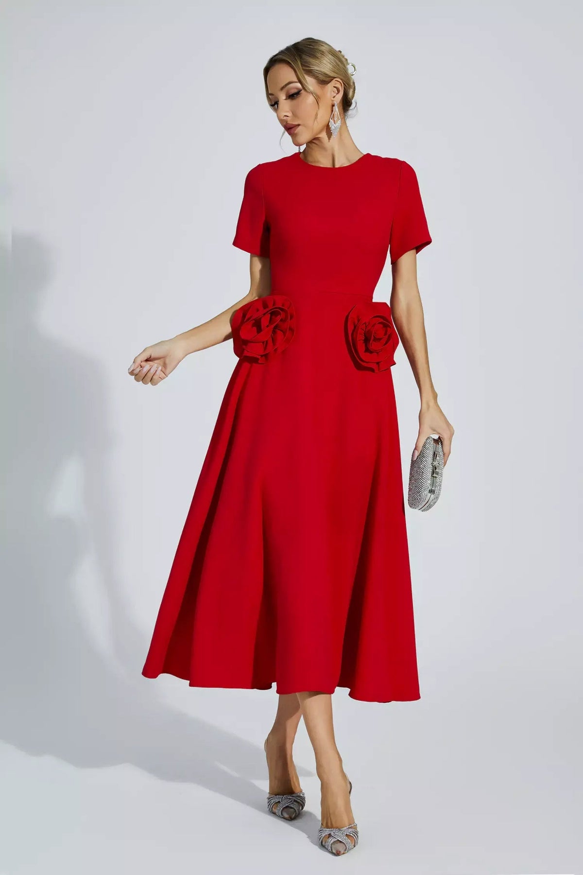 Vestido midi de manga curta com apliques florais Grace