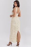 Vestido longo Cyprine com decote profundo e costas nuas