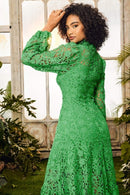 Vestido longo flare com acabamento em renda bordada Joa