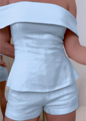 Algodão branco e traje de duas peças