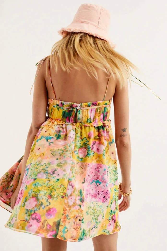 Vestido curto de chiffon com estampa floral Mona