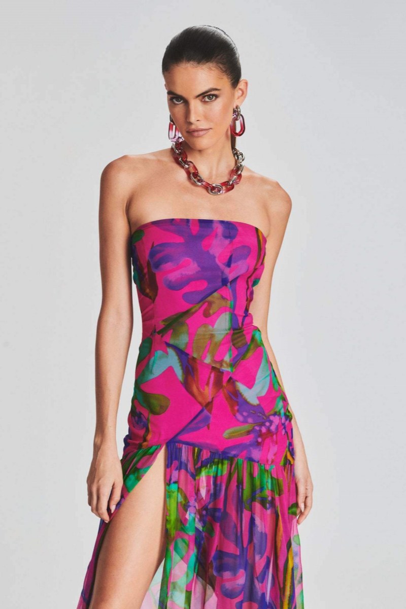 Vestido longo com fenda sem alças e estampa Pam