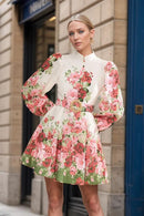 Vestido midi com estampa floral Renata e mangas bufantes